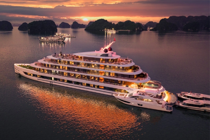 Profitez d'un voyage spectaculaire sur une croisière de luxe à Halong